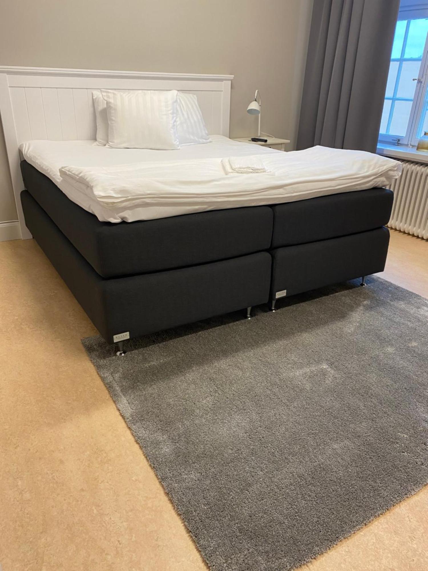 Livgrenadjaermaessen Hotell-Fest-Konferens 린셰핑 외부 사진