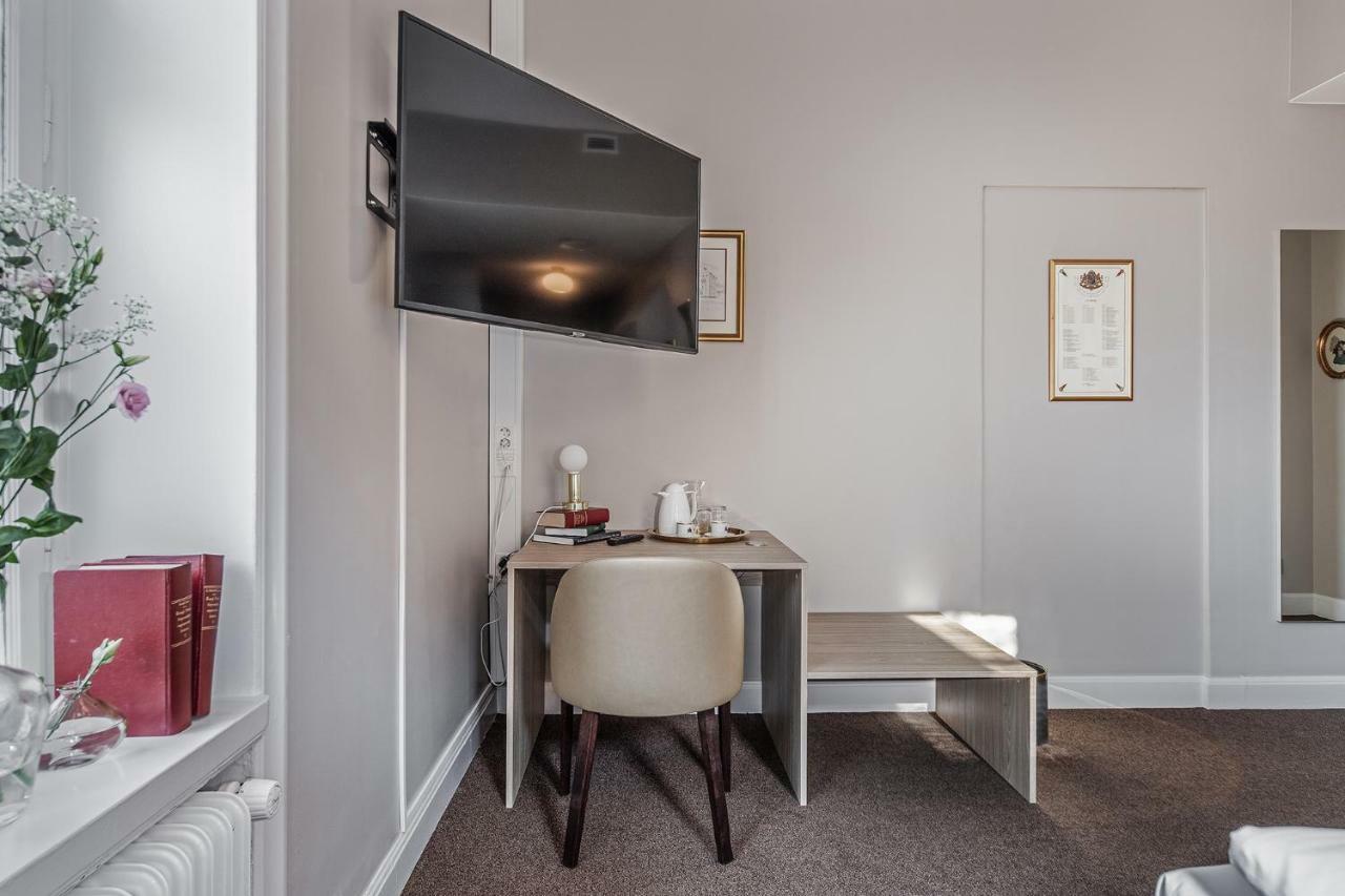 Livgrenadjaermaessen Hotell-Fest-Konferens 린셰핑 외부 사진