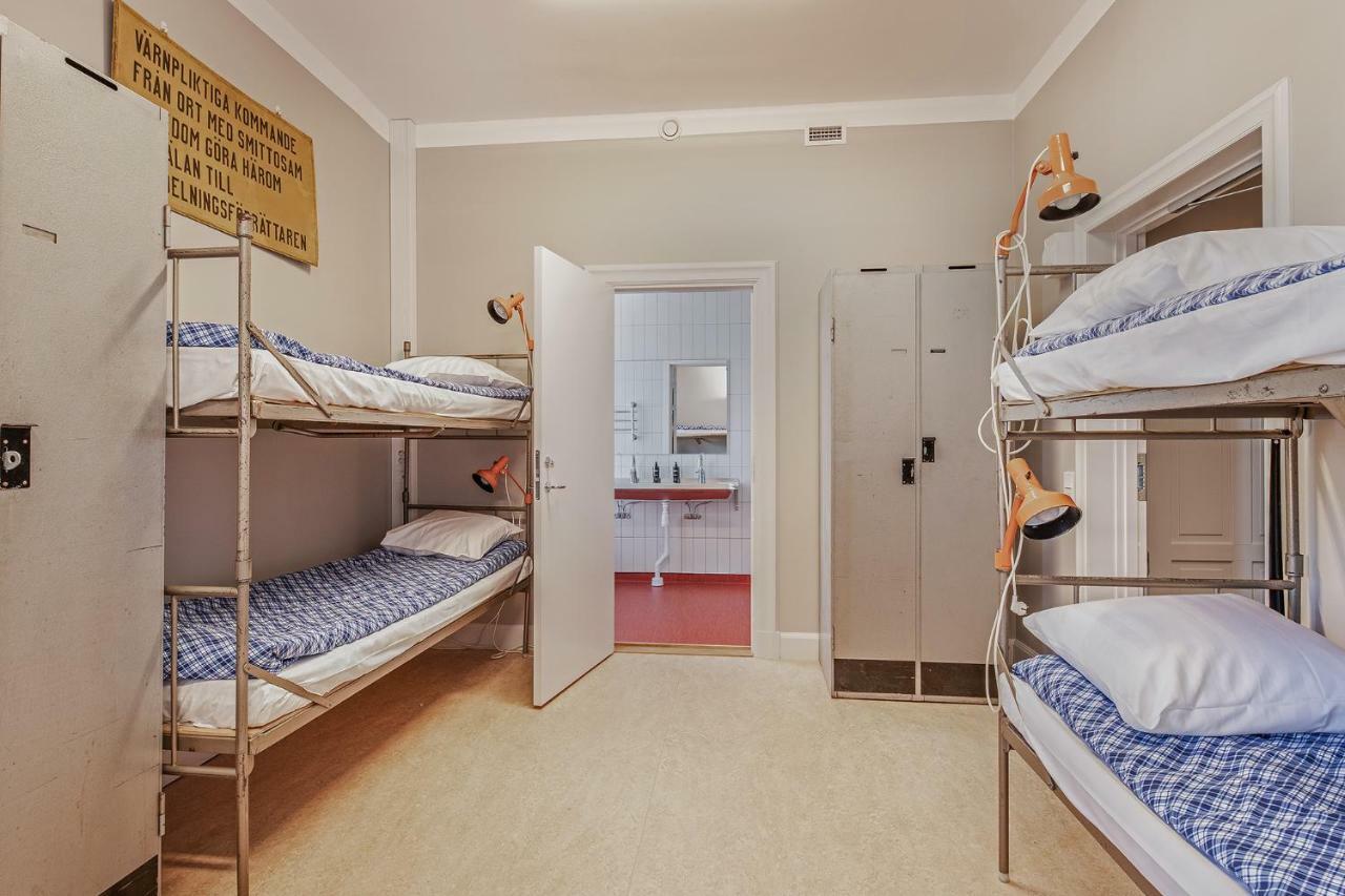 Livgrenadjaermaessen Hotell-Fest-Konferens 린셰핑 외부 사진